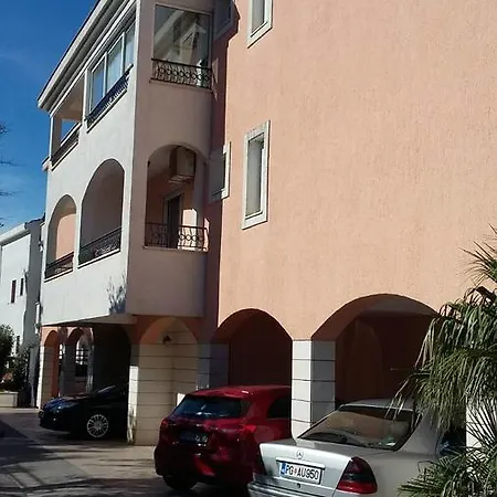Apartman Lili * פודגוריצה